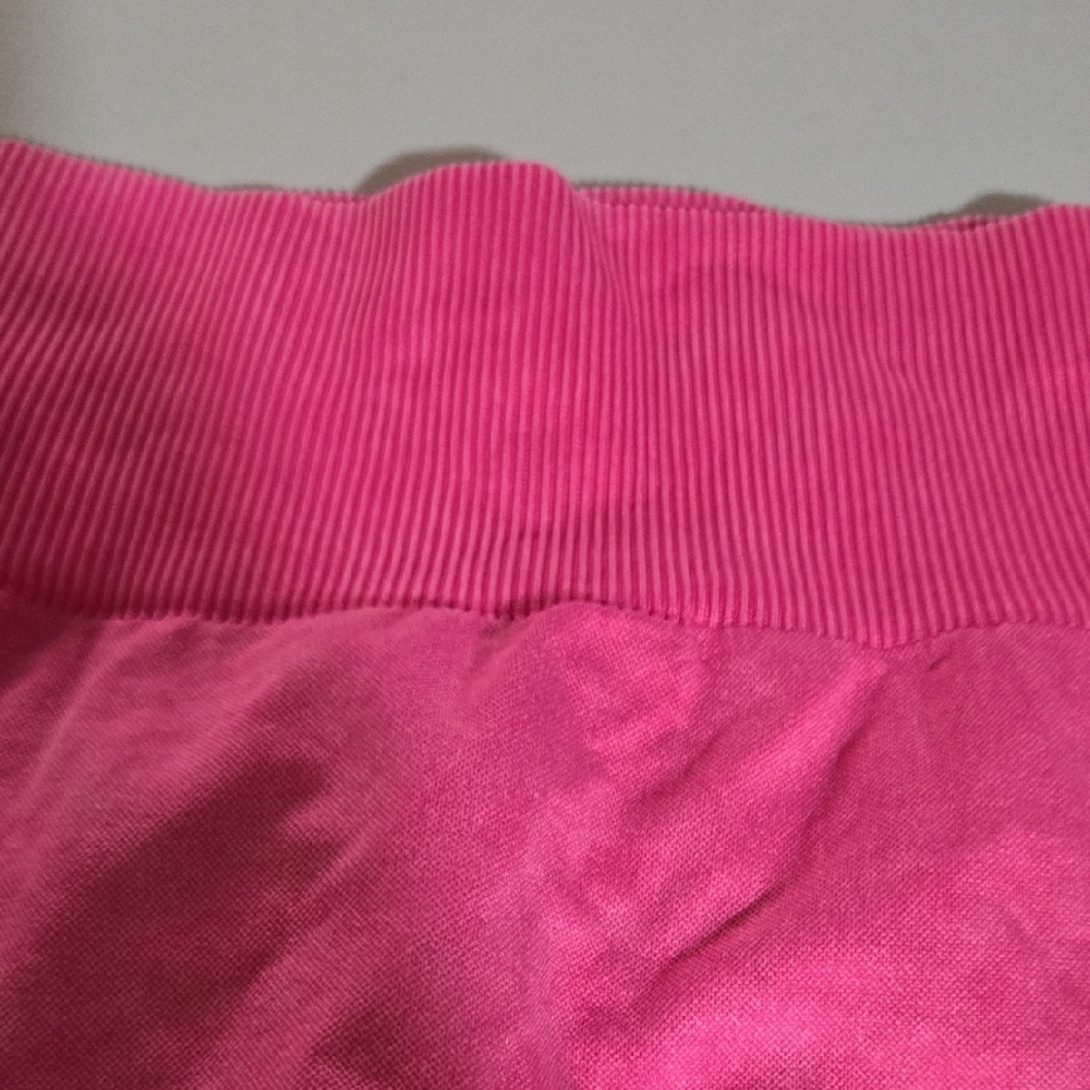 Vibrant Pink Ribbed Shorts - Picture 3 of 6